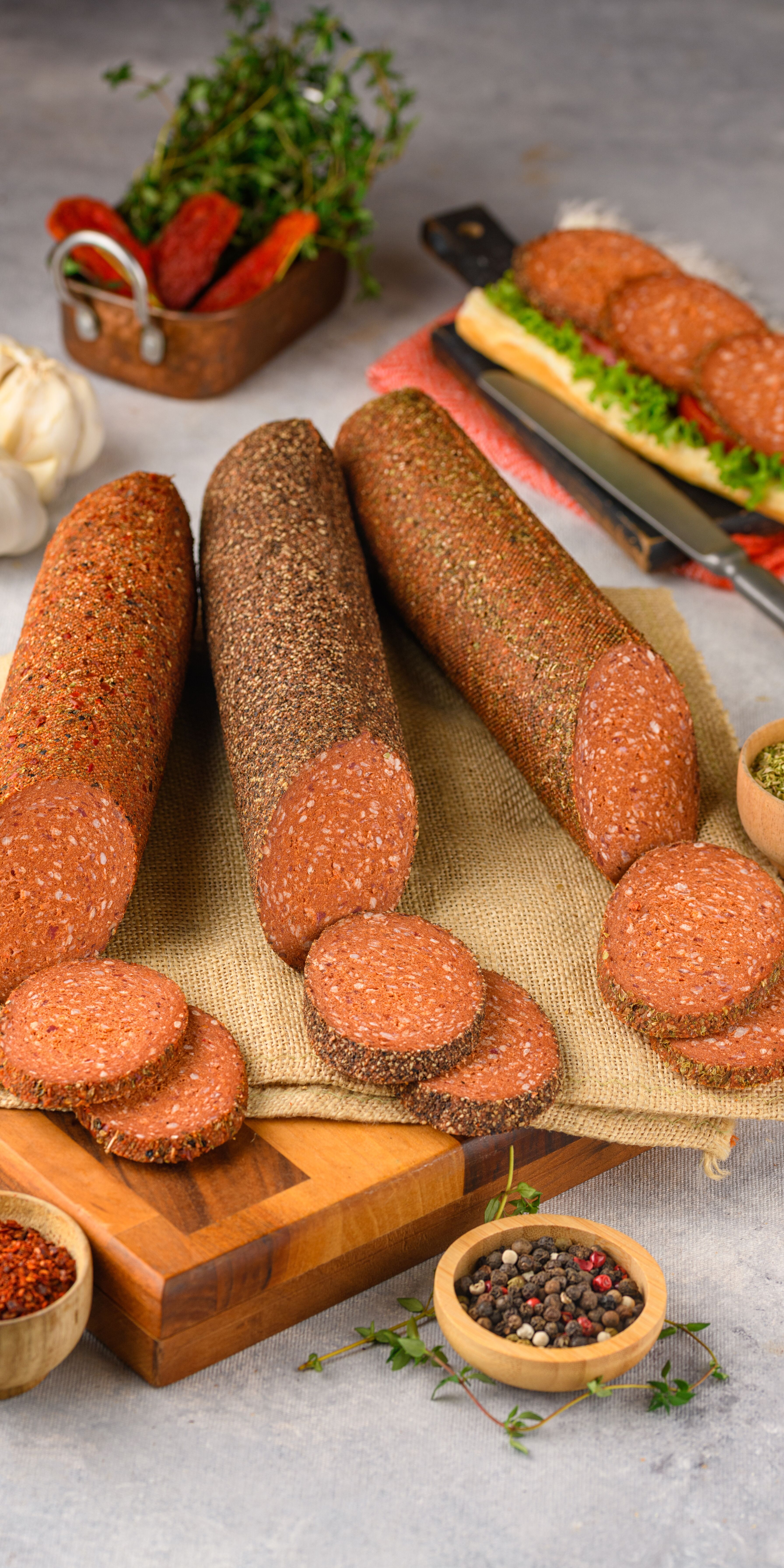 Çeşnili Osmanlı Sucuk 700 GR - 1